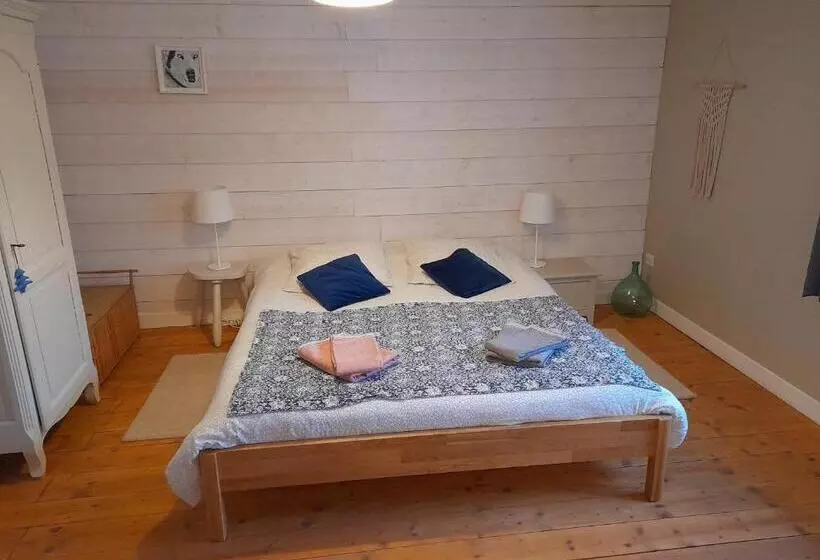 ペンション Guestroom Raon Lès Leau, 1 Pièce, 3 Personnes Fr 1 584 274