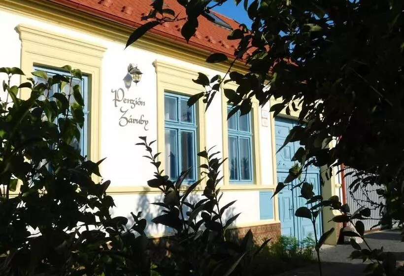 Majatalo Penzión Záruby