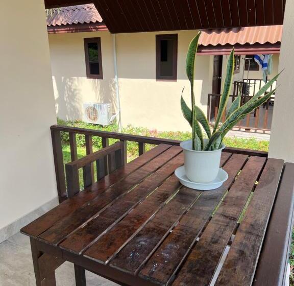 Pansiyon P.f. Poolvilla