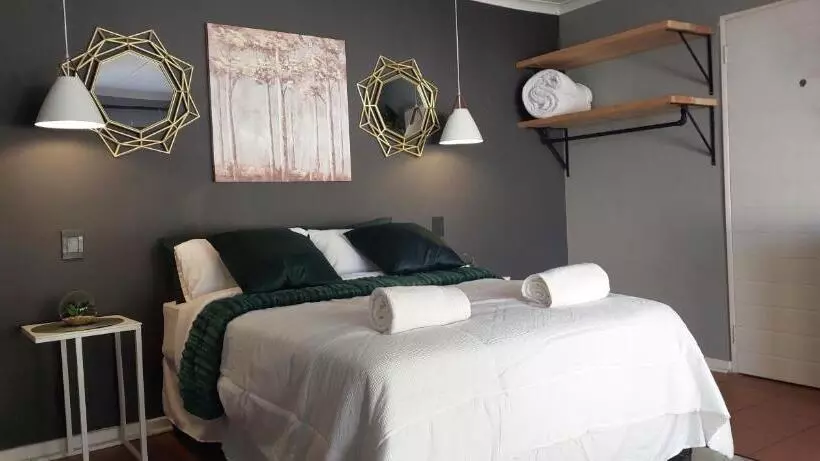 پانسیون Royal Inn Room 2