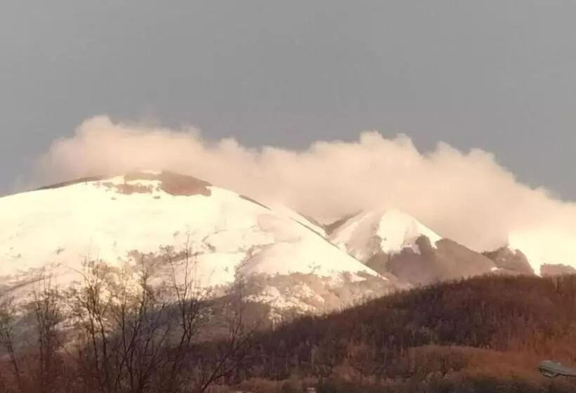 ペンション Villa   Malibu  B & B