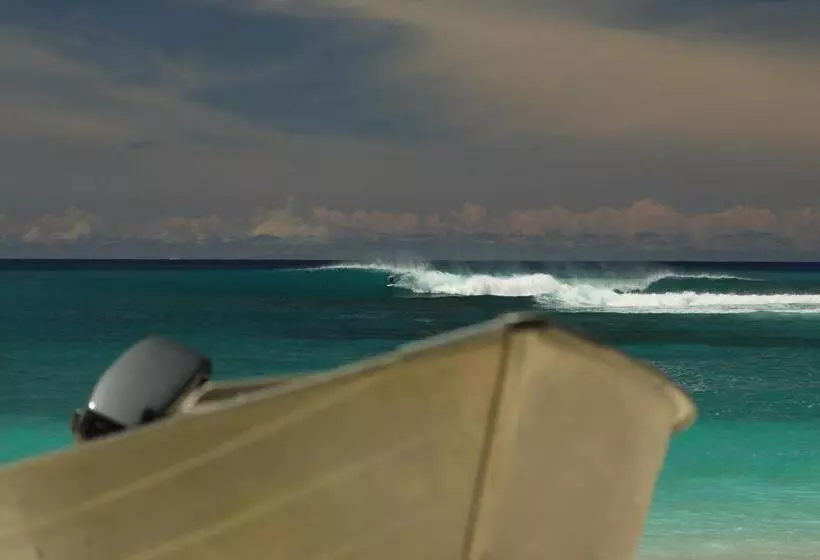 Majatalo Villa Onu Mentawai   Private Rooms