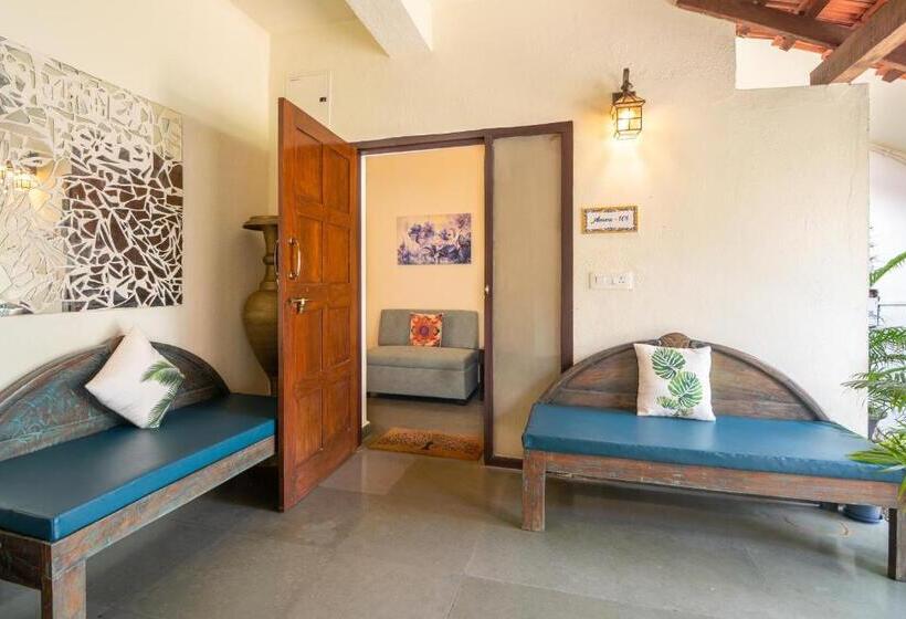 渡假胜地 Sashas Holiday Village