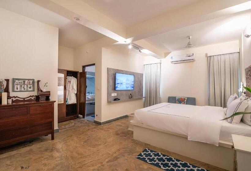 渡假胜地 Sashas Holiday Village