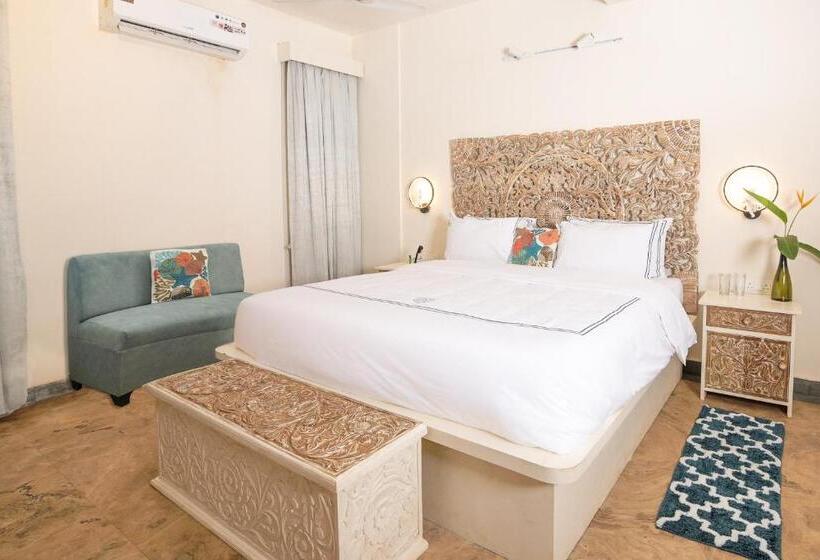 渡假胜地 Sashas Holiday Village