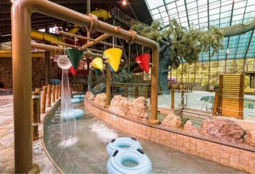 Westgate Smoky Mountain Resort & Water Park