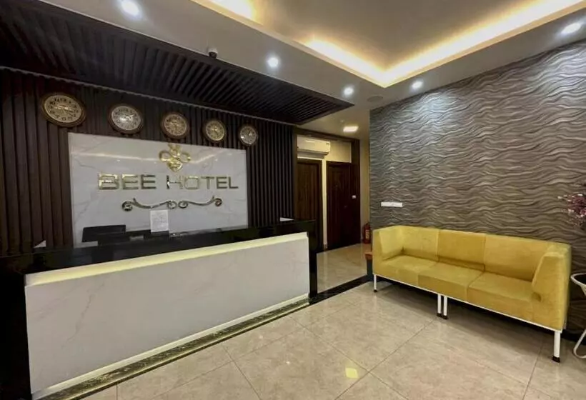 هتل Capital O 1194 Bee