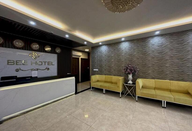 هتل Capital O 1194 Bee