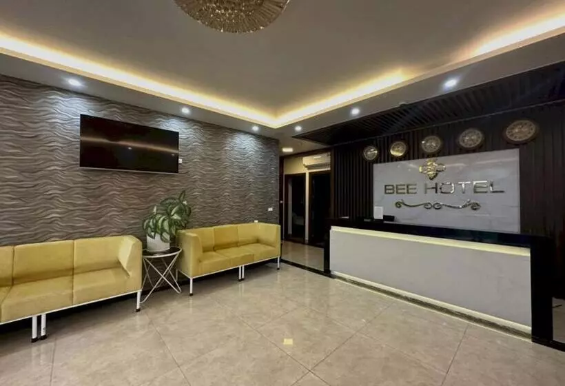 هتل Capital O 1194 Bee