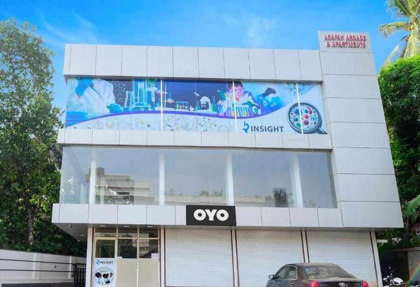 בית מלון כפרי Collection O 81284 Deluxe Residency