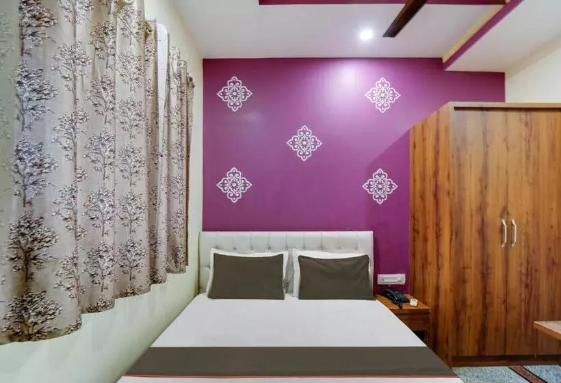 Hotel Collection O Gitanjali & Restaurant