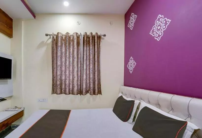 Hotel Collection O Gitanjali & Restaurant