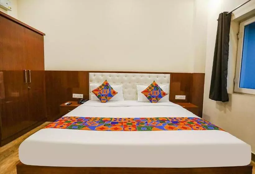 هتل Fabexpress Trijal Inn