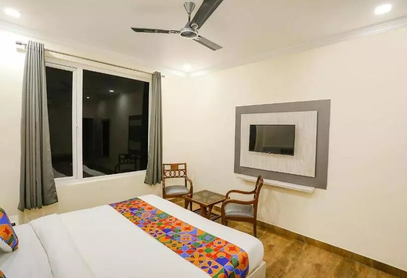 هتل Fabexpress Trijal Inn