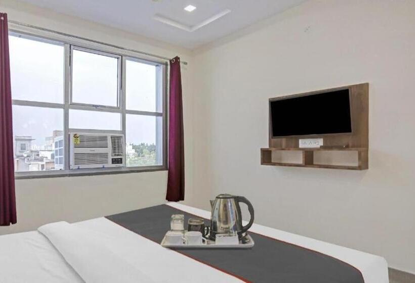 Hotel Flagship Royal View