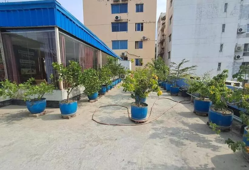 هتل Gr Meet & Greet