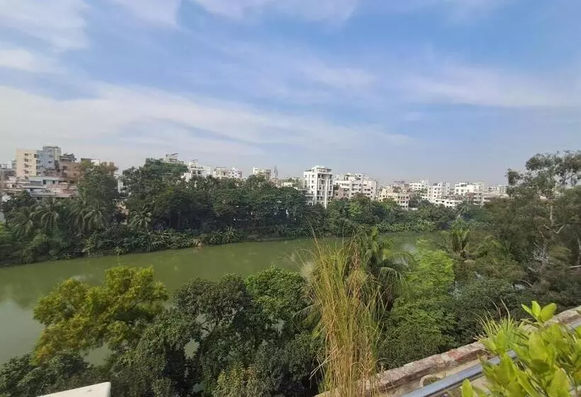 هتل Gr Meet & Greet