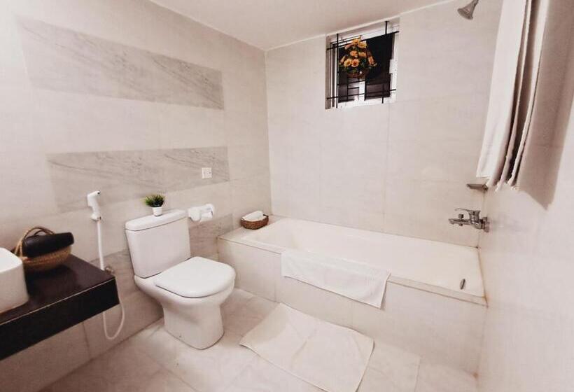 هتل Gr Meet & Greet