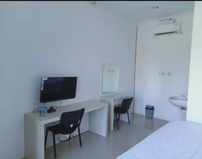 هتل Kirai House Pantai Madasari Beach Front View