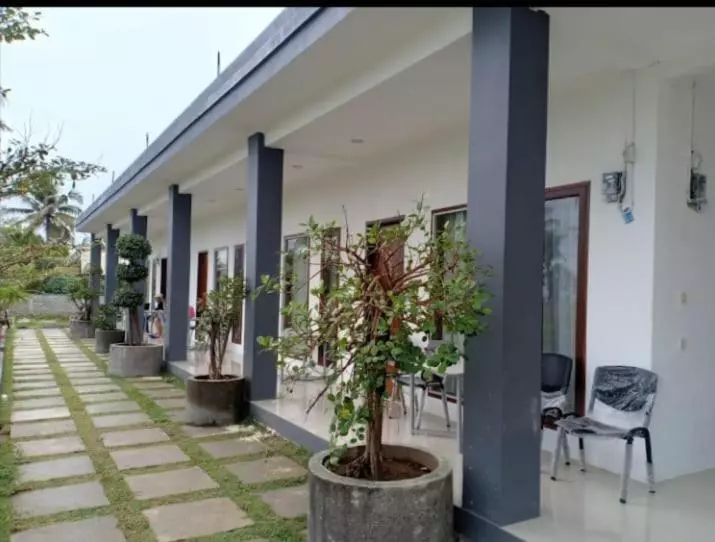 هتل Kirai House Pantai Madasari Beach Front View