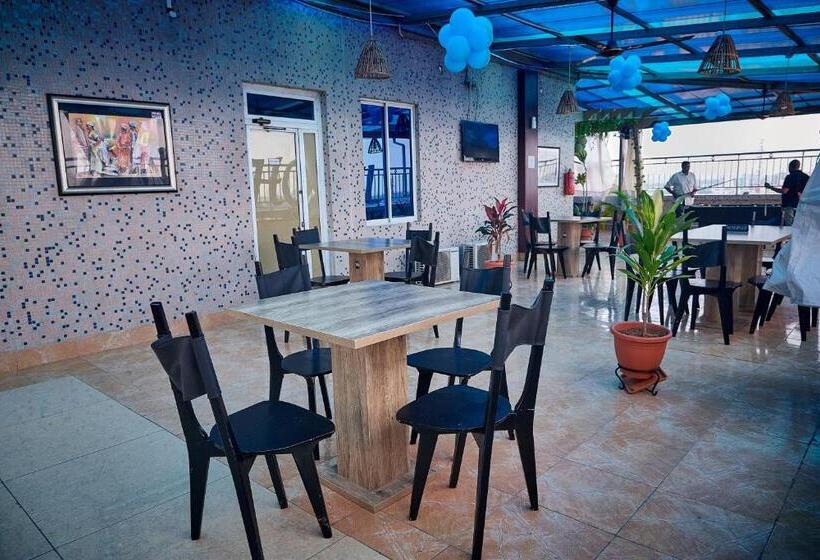 هتل Le Nest Accommodation