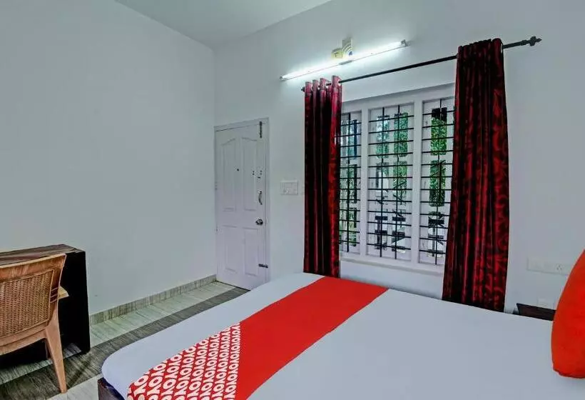 ホテル Oyo Flagship Yayaz Castle