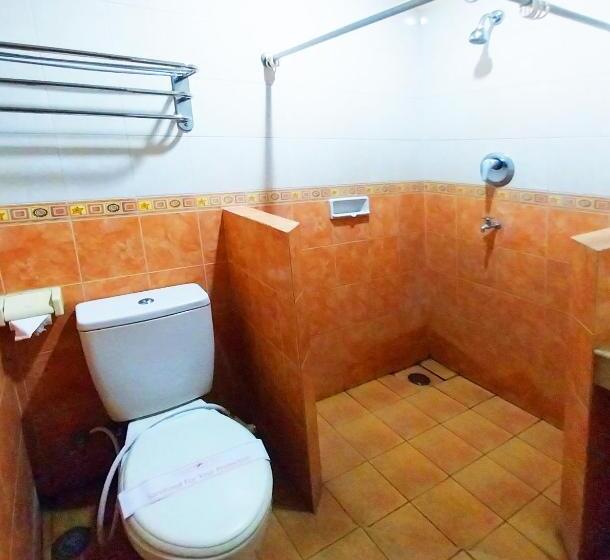 בית מלון כפרי Horison Resort Pondok Layung Anyer