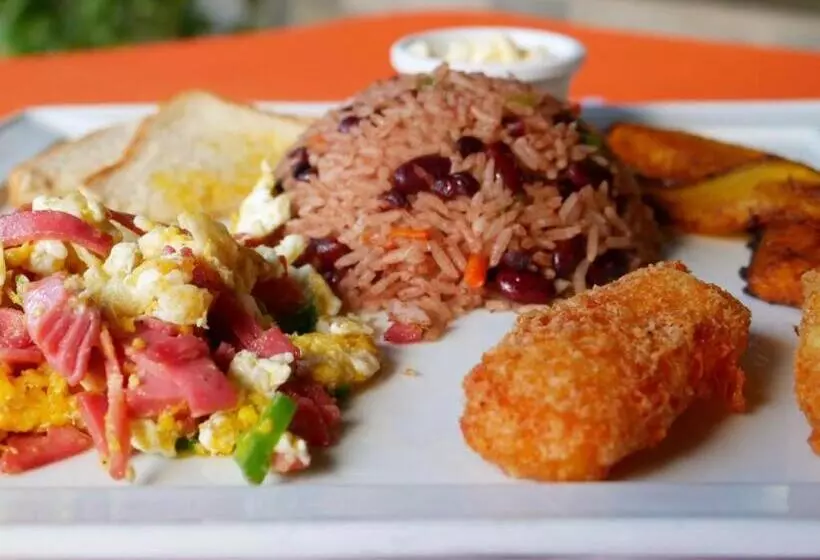 هتل & Restaurante El Principe