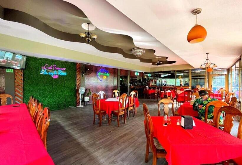 هتل & Restaurante El Principe