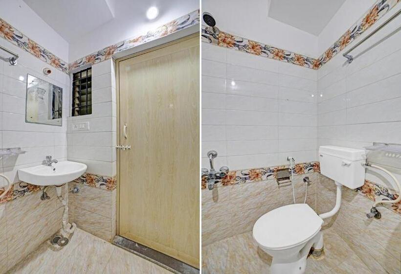 Hotel Spot On 81164 San International