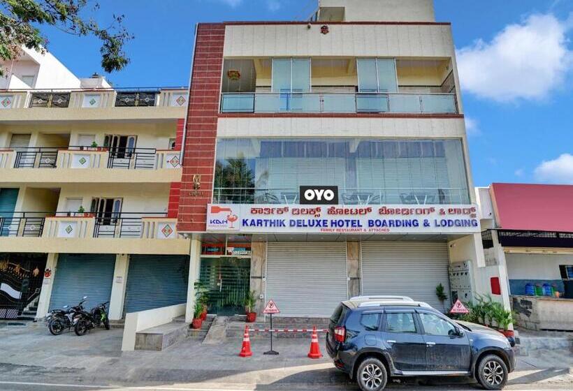 호텔 Spot On 81261 Karthik Deluxe