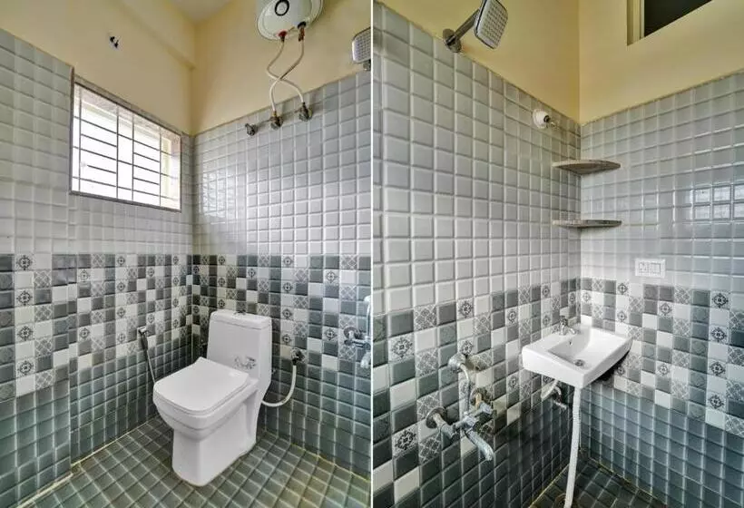 Hotelli Spot On 81261 Karthik Deluxe