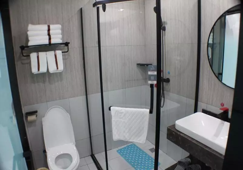 ホテル Thank Inn Plus Chuzhou Mingguang Starlight Trade City