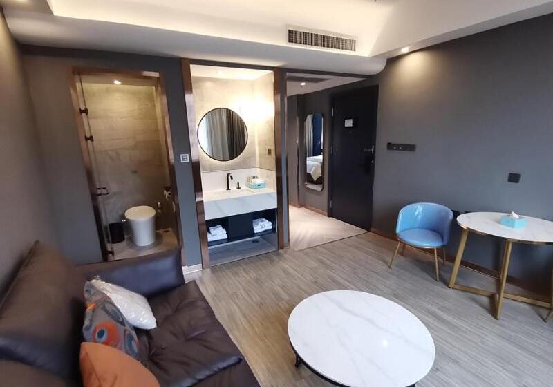 Hotell Thank Inn Plus Hanzhong High Speed Railway Station