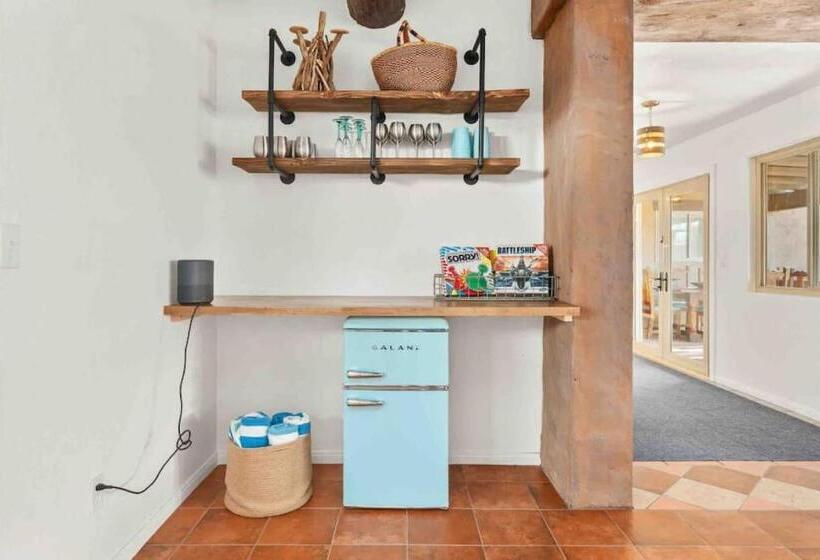 فندق Your Own Private Ranch In The Desert With Horses And Acres Of Property