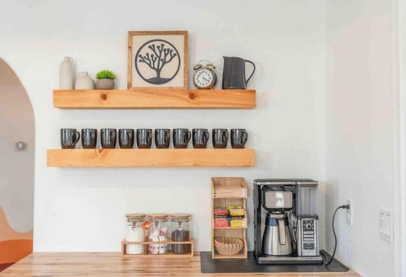 فندق Your Own Private Ranch In The Desert With Horses And Acres Of Property