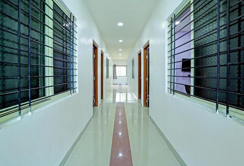 Oyo Flagship Hotel Damodharan Lodging