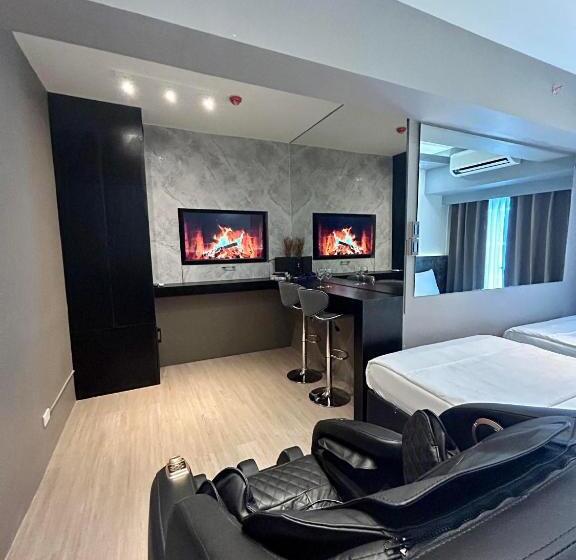 Pasay Condotel With Massage Chair And Ps4 Stellar Suites