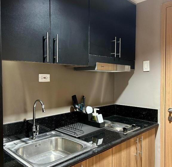 Pasay Condotel With Massage Chair And Ps4 Stellar Suites