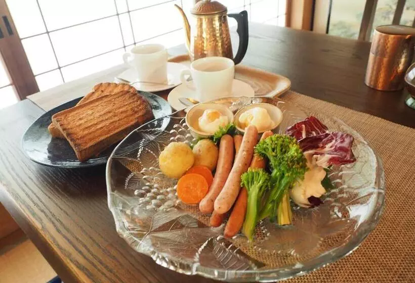 Majatalo 余呉の里山 ランプの宿 さくら