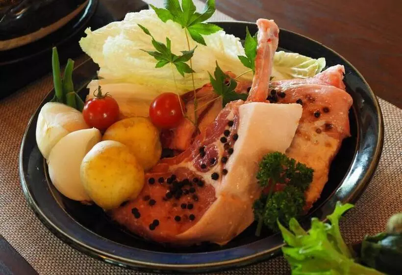 Majatalo 余呉の里山 ランプの宿 さくら