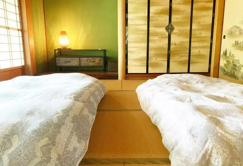 Majatalo 余呉の里山 ランプの宿 さくら