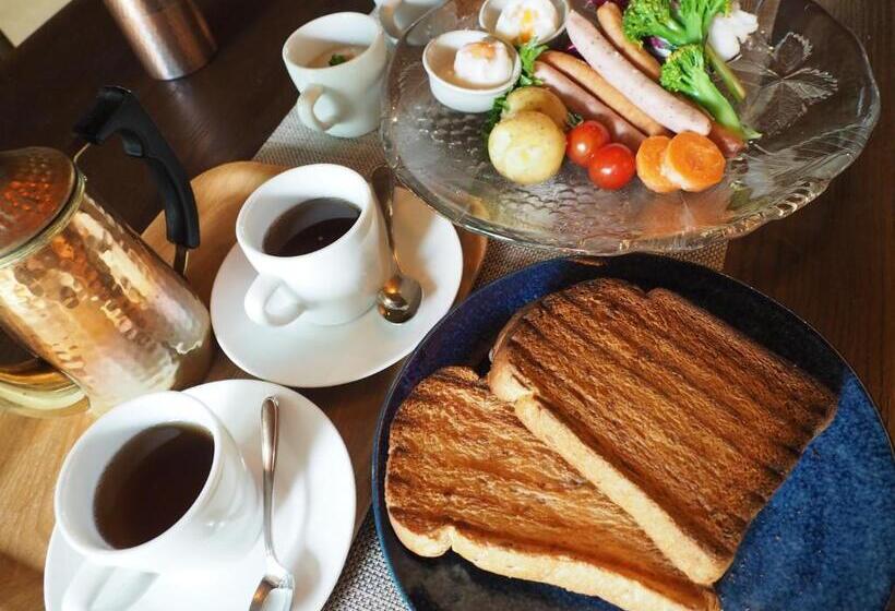 Pensionat 余呉の里山 ランプの宿 さくら