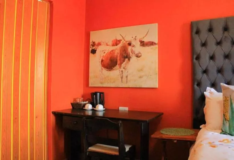 Majatalo 7th Dimension Guesthouse