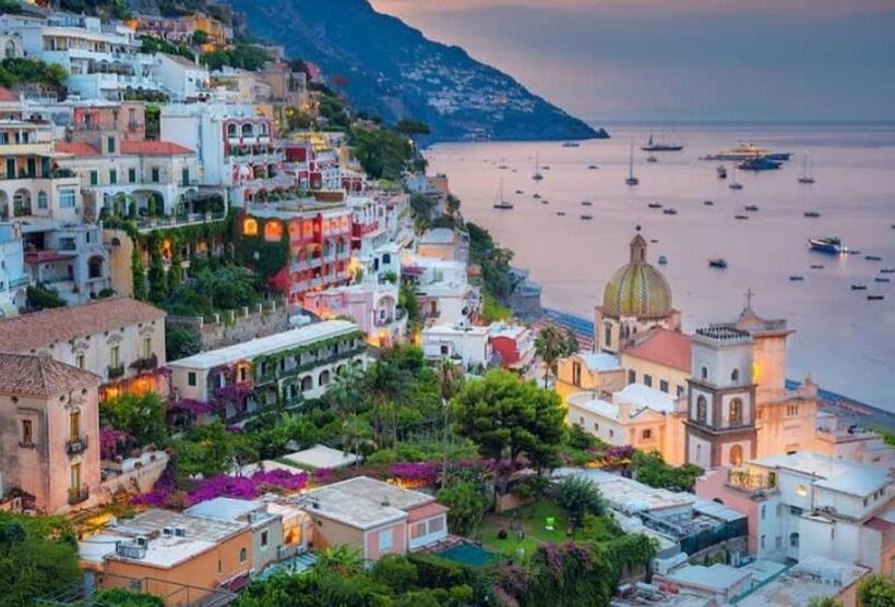 پانسیون Aircraft Services Rooms