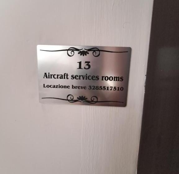 پانسیون Aircraft Services Rooms