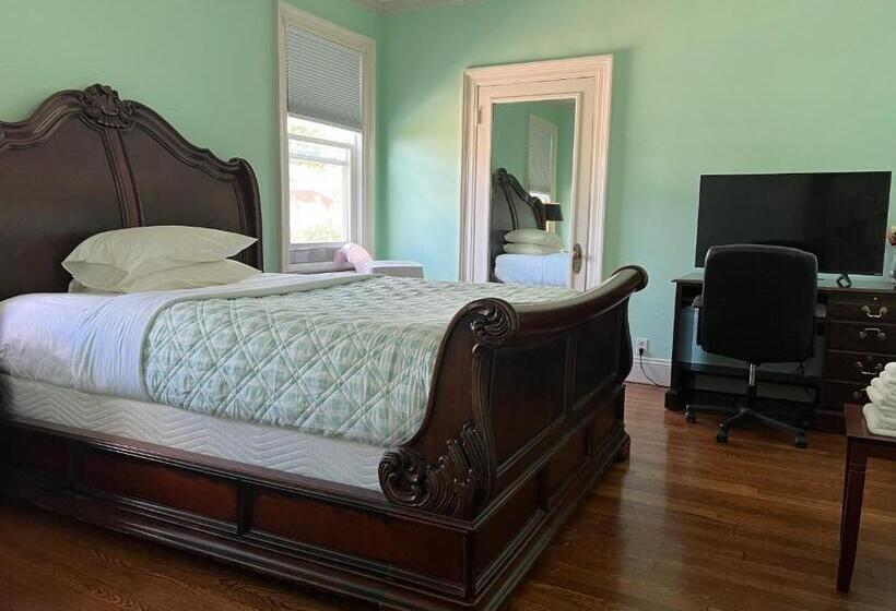 פנסיון Boston Shot Stay 1