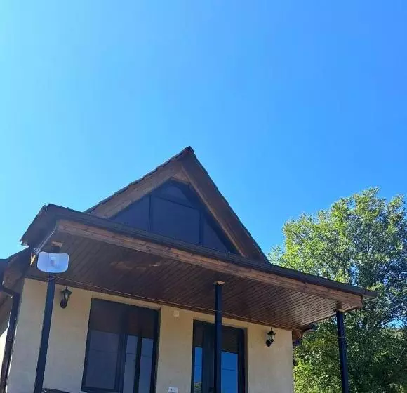 پانسیون Cottage Space