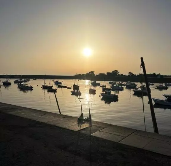 Majatalo Domaine De L O