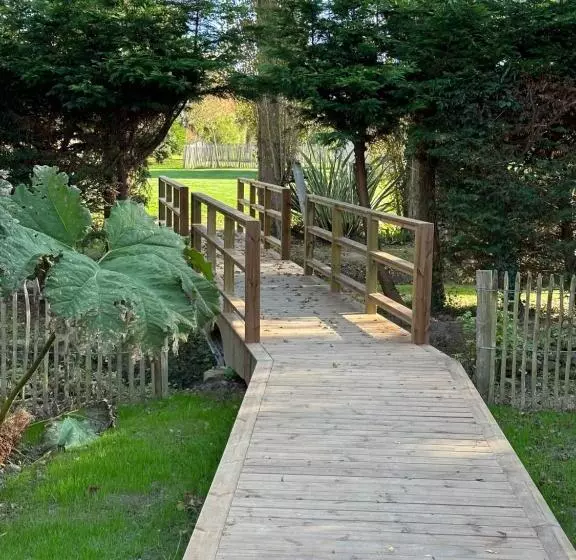 Majatalo Domaine De L O